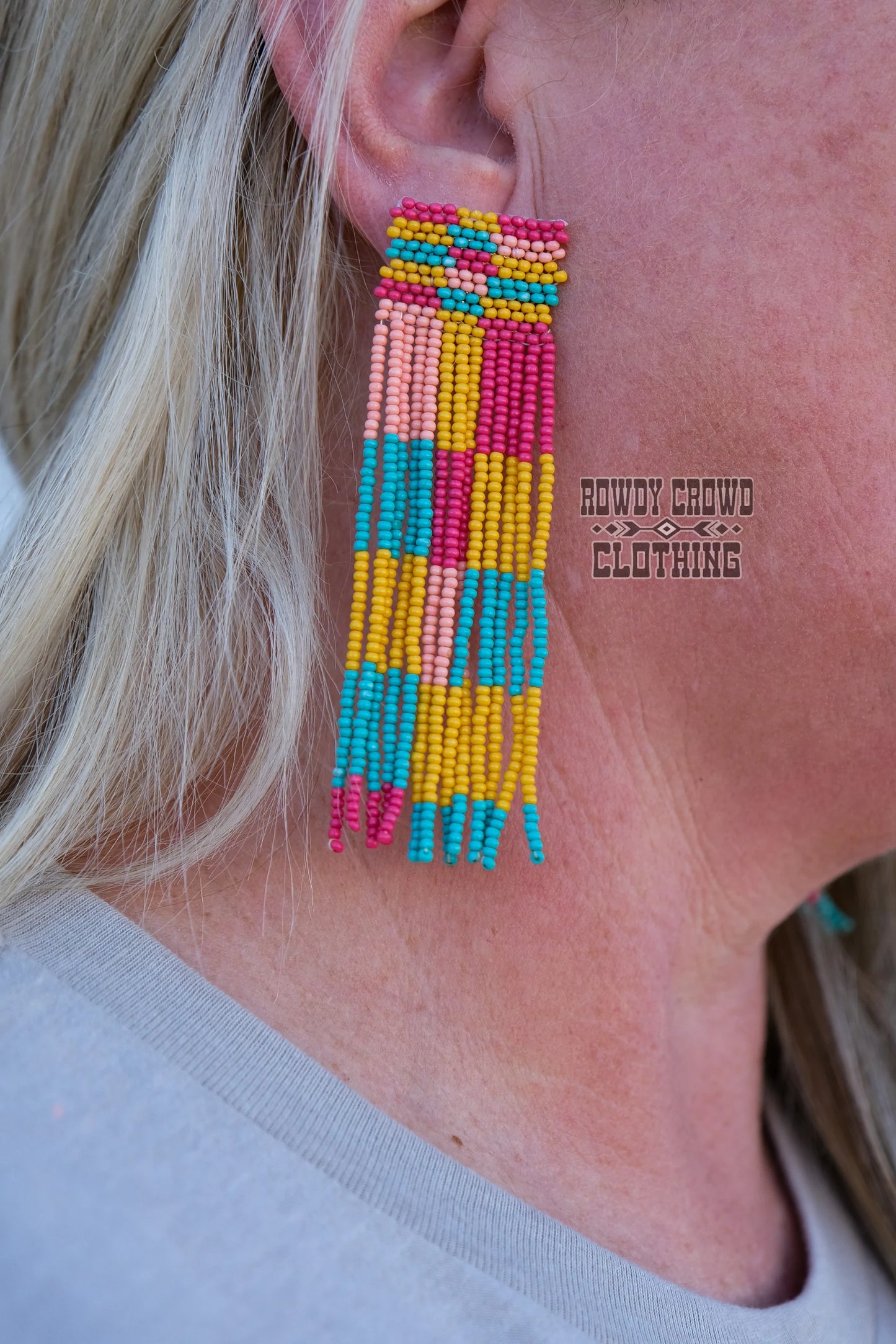 Western Accessories, Western Jewelry, Earrings for Women, Southwestern Jewelry, Western Jewelry Wholesale, Cowgirl Jewelry, Western Wholesale, Wholesale Accessories, Wholesale Jewelry, beaded earrings, beaded dangle earrings, western boho earrings,